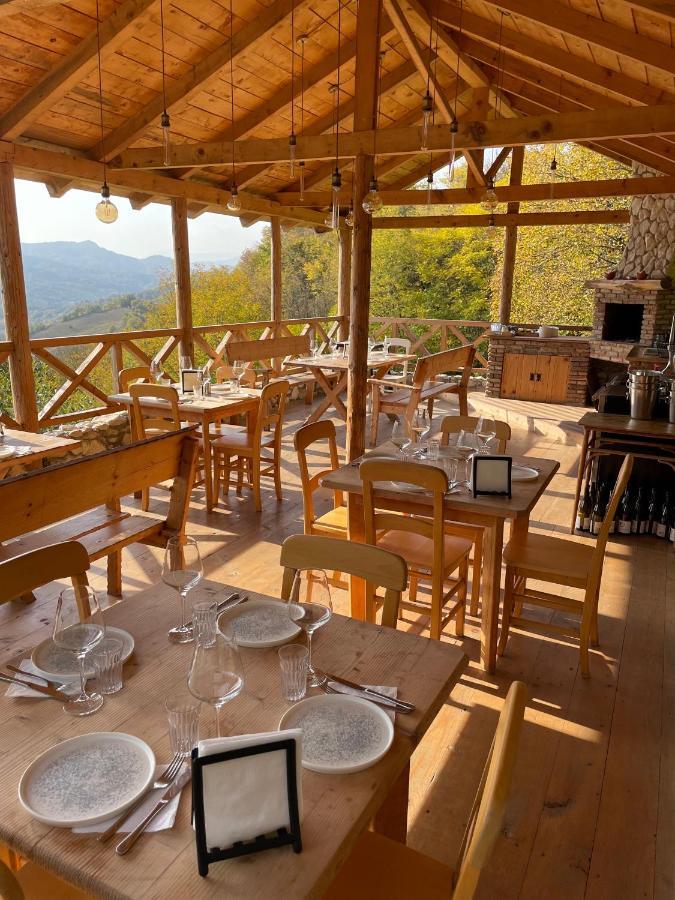 Sadmeli Winery Hotel Ambrolauri Exterior photo